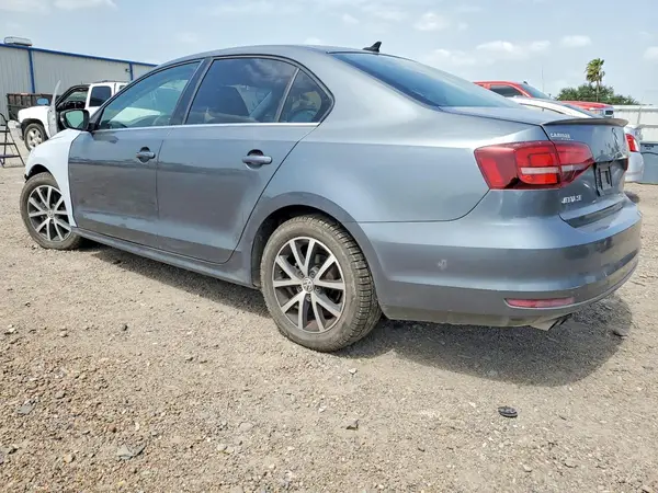3VWDB7AJ8HM313816 2017 VOLKSWAGEN JETTA - Image 2