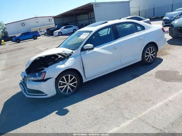 3VWDB7AJ8HM327019 2017 VOLKSWAGEN JETTA - Image 2