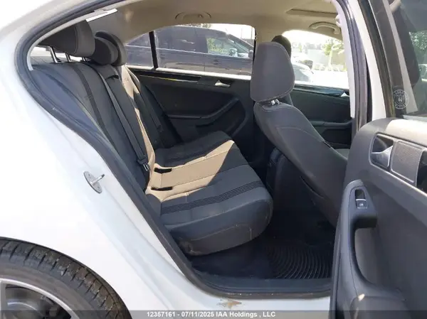 3VWDB7AJ8HM328753 2017 VOLKSWAGEN JETTA - Image 8