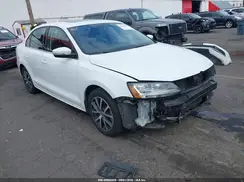 3VWDB7AJ8HM329594 2017 VOLKSWAGEN JETTA