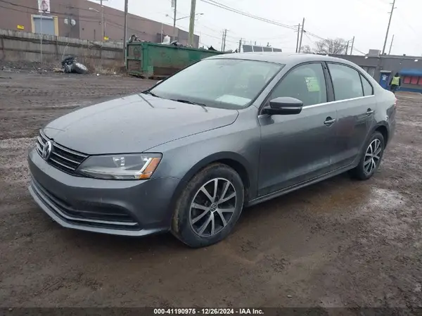 3VWDB7AJ8HM330275 2017 VOLKSWAGEN JETTA - Image 2