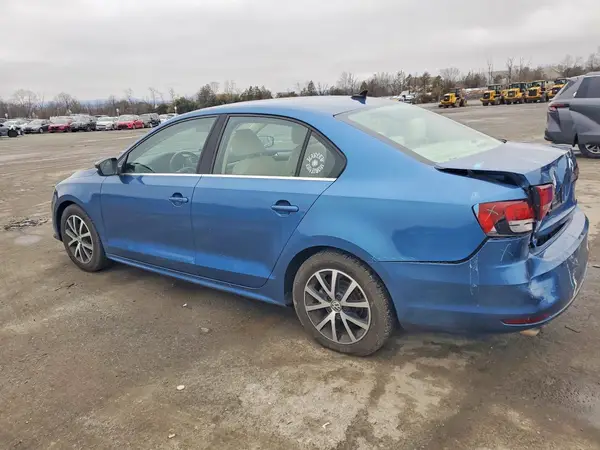 3VWDB7AJ8HM331085 2017 VOLKSWAGEN JETTA - Image 2
