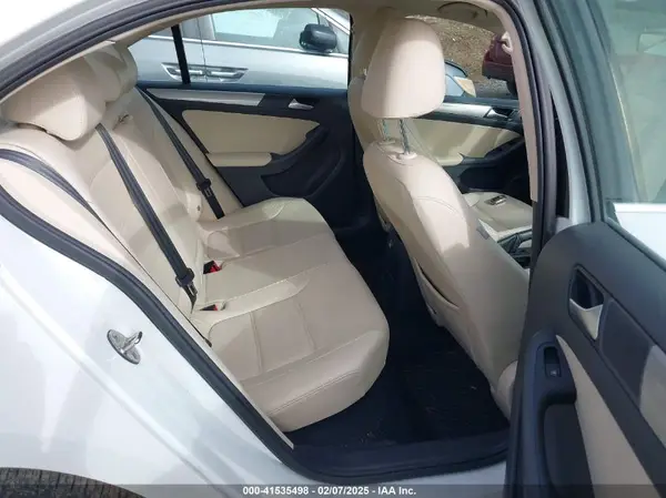 3VWDB7AJ8HM358710 2017 VOLKSWAGEN JETTA - Image 8