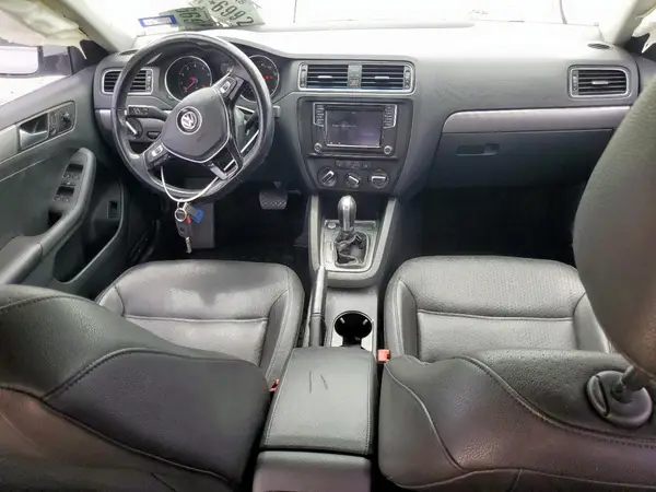 3VWDB7AJ8HM360747 2017 VOLKSWAGEN JETTA - Image 8