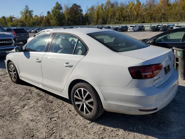 3VWDB7AJ8HM363874 2017 VOLKSWAGEN JETTA - Image 2