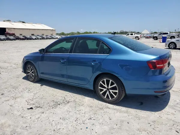 3VWDB7AJ8HM365060 2017 VOLKSWAGEN JETTA - Image 2