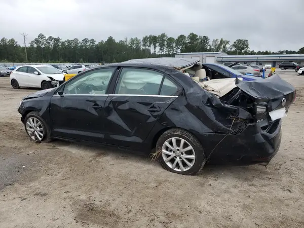 3VWDB7AJ8HM365558 2017 VOLKSWAGEN JETTA - Image 2