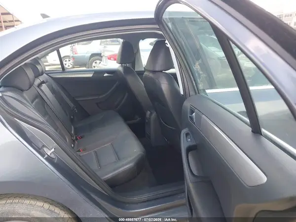 3VWDB7AJ8HM366175 2017 VOLKSWAGEN JETTA - Image 8