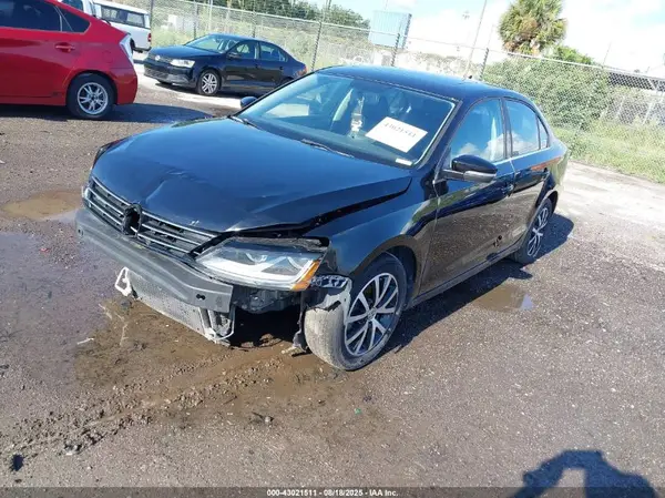 3VWDB7AJ8HM368511 2017 VOLKSWAGEN JETTA - Image 2