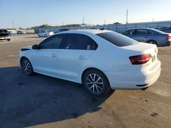 3VWDB7AJ8HM369190 2017 VOLKSWAGEN JETTA - Image 2