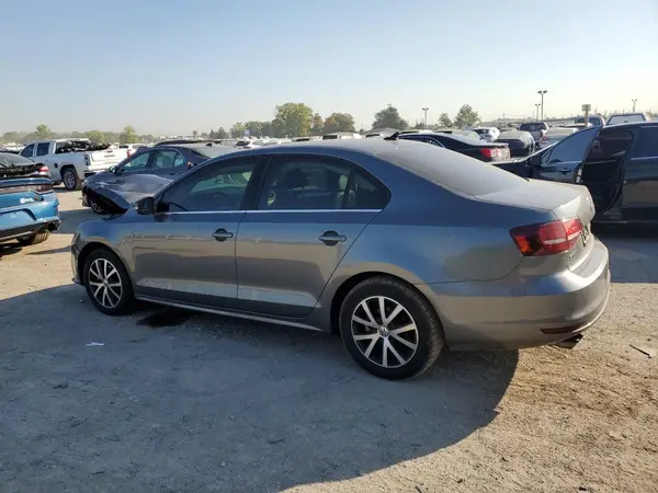 3VWDB7AJ8HM380996 2017 VOLKSWAGEN JETTA - Image 2
