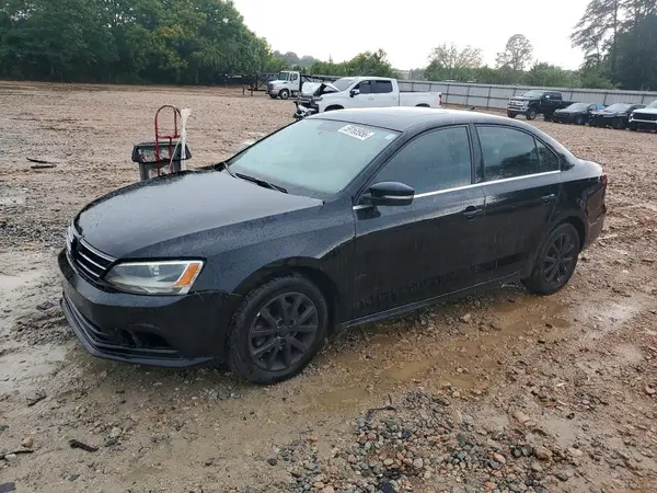 3VWDB7AJ8HM384692 2017 VOLKSWAGEN JETTA - Image 1