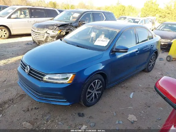 3VWDB7AJ8HM394865 2017 VOLKSWAGEN JETTA - Image 2