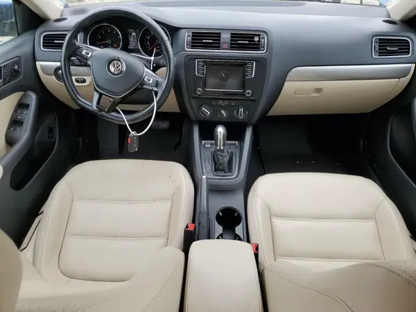 3VWDB7AJ8HM397216 2017 VOLKSWAGEN JETTA - Image 8