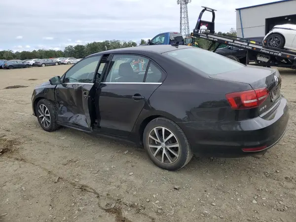 3VWDB7AJ8HM401913 2017 VOLKSWAGEN JETTA - Image 2