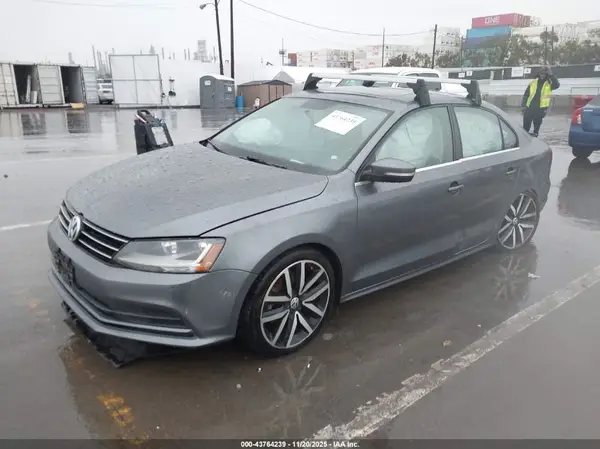 3VWDB7AJ8HM405640 2017 VOLKSWAGEN JETTA - Image 2