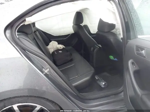 3VWDB7AJ8HM405640 2017 VOLKSWAGEN JETTA - Image 8