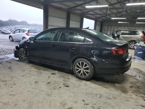 3VWDB7AJ8HM408523 2017 VOLKSWAGEN JETTA - Image 2