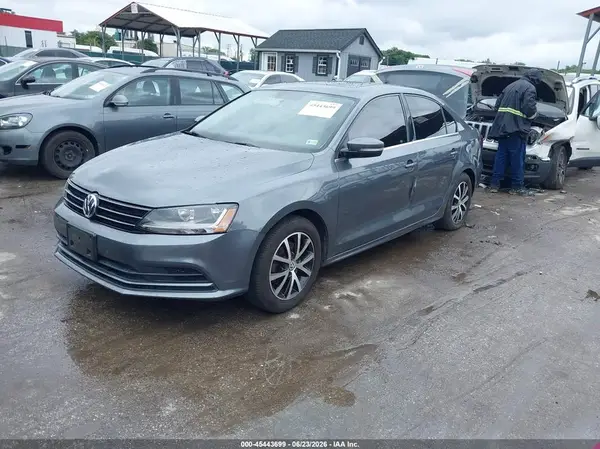 3VWDB7AJ8HM408716 2017 VOLKSWAGEN JETTA - Image 2
