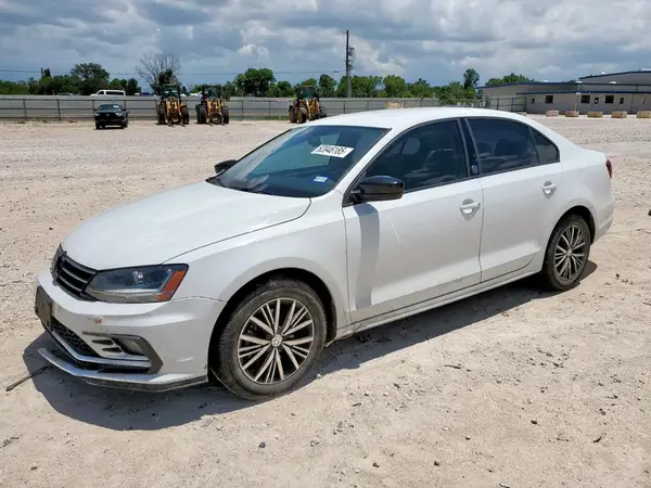 3VWDB7AJ8JM204102 2018 VOLKSWAGEN JETTA - Image 1