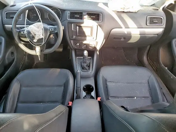 3VWDB7AJ8JM205198 2018 VOLKSWAGEN JETTA - Image 8