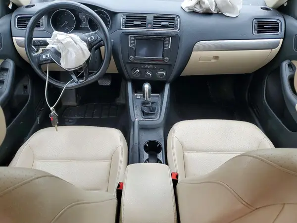 3VWDB7AJ8JM213317 2018 VOLKSWAGEN JETTA - Image 8
