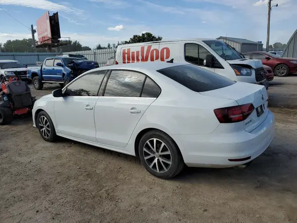3VWDB7AJ8JM219120 2018 VOLKSWAGEN JETTA - Image 2