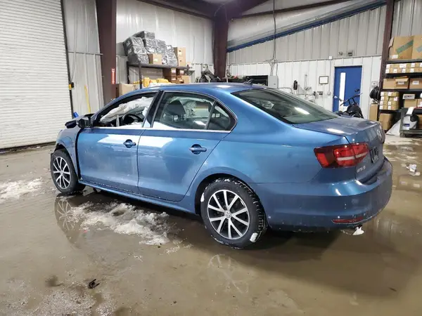 3VWDB7AJ8JM251887 2018 VOLKSWAGEN JETTA - Image 2
