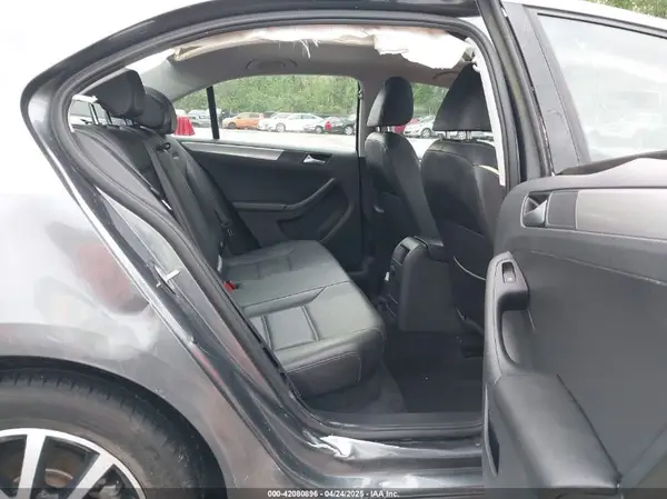 3VWDB7AJ8JM259679 2018 VOLKSWAGEN JETTA - Image 8