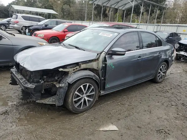 3VWDB7AJ8JM261075 2018 VOLKSWAGEN JETTA - Image 1