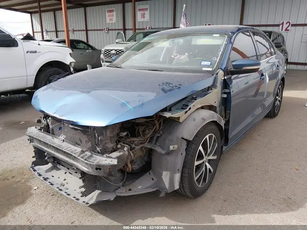 3VWDB7AJ9HM203227 2017 VOLKSWAGEN JETTA - Image 2