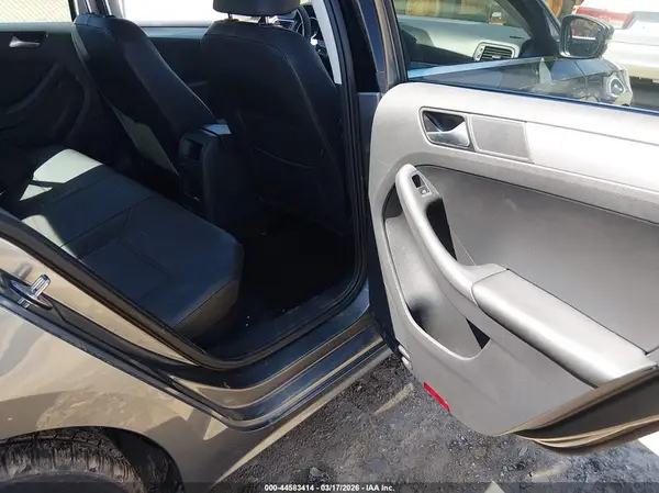 3VWDB7AJ9HM205964 2017 VOLKSWAGEN JETTA - Image 8