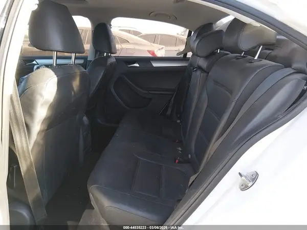 3VWDB7AJ9HM209920 2017 VOLKSWAGEN JETTA - Image 8