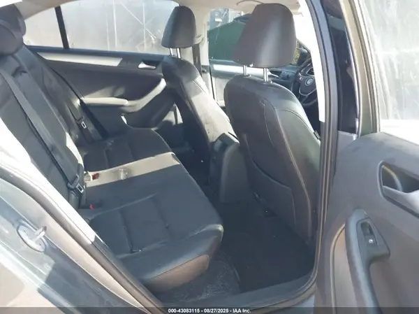 3VWDB7AJ9HM235157 2017 VOLKSWAGEN JETTA - Image 8