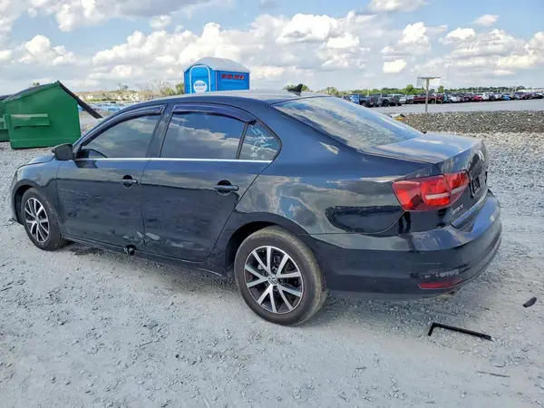 3VWDB7AJ9HM240214 2017 VOLKSWAGEN JETTA - Image 2