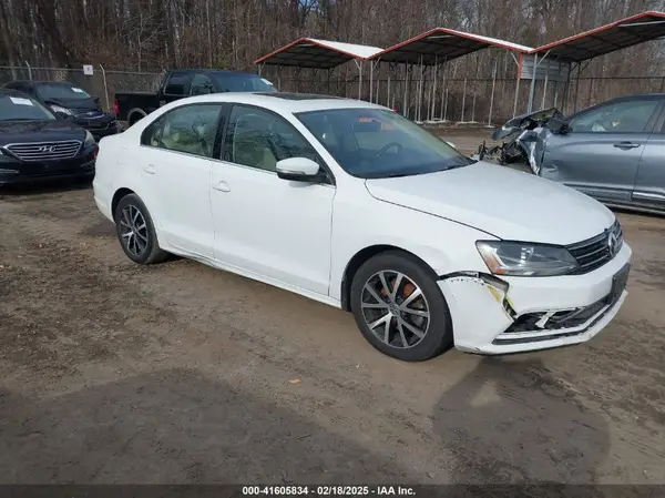 3VWDB7AJ9HM246806 2017 VOLKSWAGEN JETTA - Image 1