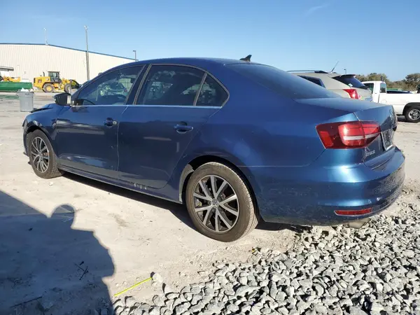 3VWDB7AJ9HM250127 2017 VOLKSWAGEN JETTA - Image 2