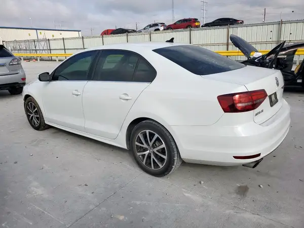 3VWDB7AJ9HM251441 2017 VOLKSWAGEN JETTA - Image 2