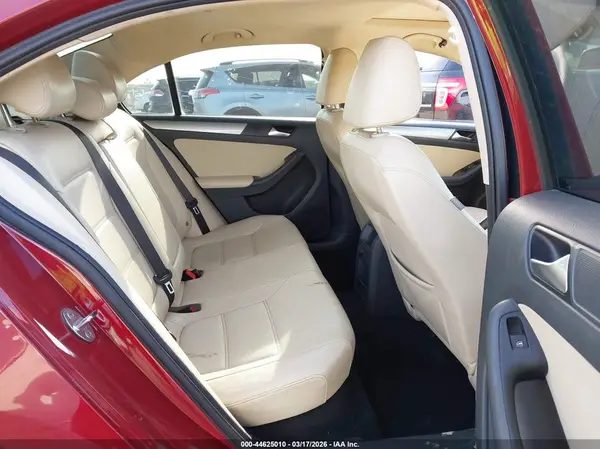 3VWDB7AJ9HM261872 2017 VOLKSWAGEN JETTA - Image 8