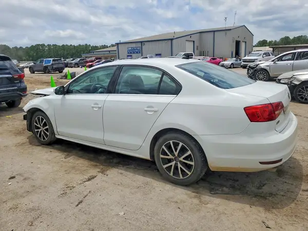 3VWDB7AJ9HM263816 2017 VOLKSWAGEN JETTA - Image 2