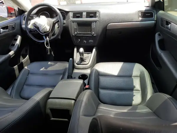 3VWDB7AJ9HM264318 2017 VOLKSWAGEN JETTA - Image 8