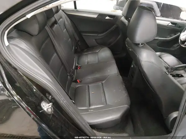 3VWDB7AJ9HM275223 2017 VOLKSWAGEN JETTA - Image 8