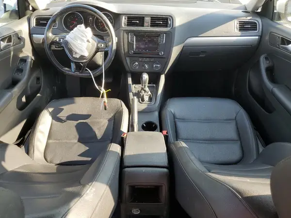 3VWDB7AJ9HM281975 2017 VOLKSWAGEN JETTA - Image 8