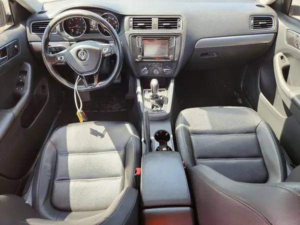 3VWDB7AJ9HM294385 2017 VOLKSWAGEN JETTA - Image 8