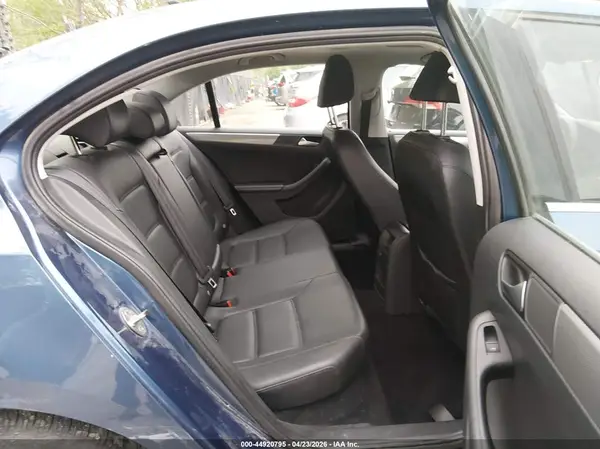 3VWDB7AJ9HM297089 2017 VOLKSWAGEN JETTA - Image 8