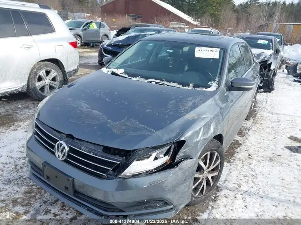 3VWDB7AJ9HM298629 2017 VOLKSWAGEN JETTA - Image 2