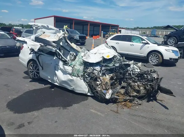 3VWDB7AJ9HM301660 2017 VOLKSWAGEN JETTA - Image 1