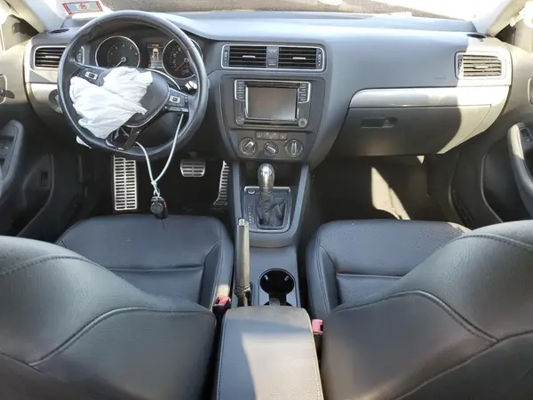 3VWDB7AJ9HM304509 2017 VOLKSWAGEN JETTA - Image 8