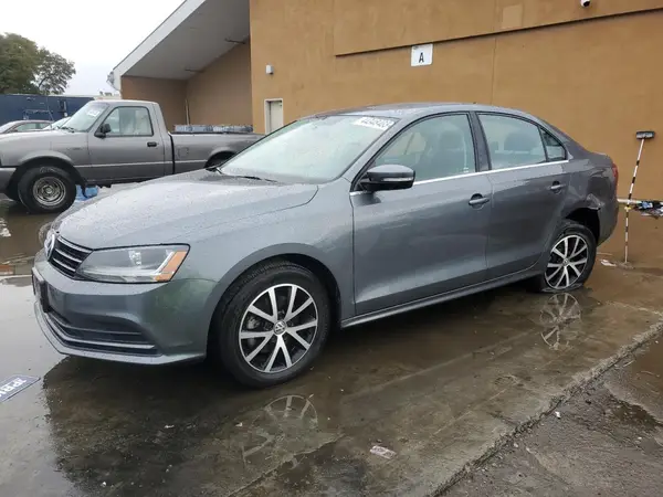 3VWDB7AJ9HM304560 2017 VOLKSWAGEN JETTA - Image 1