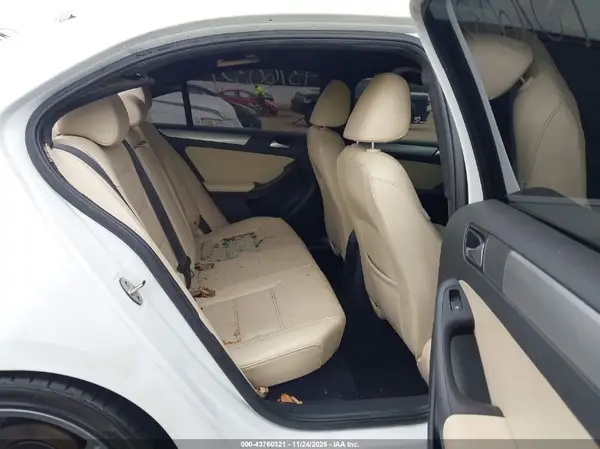 3VWDB7AJ9HM305336 2017 VOLKSWAGEN JETTA - Image 8
